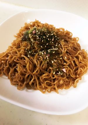 普通に作るより断然美味しい♡焼きペヤング-レシピのメイン写真