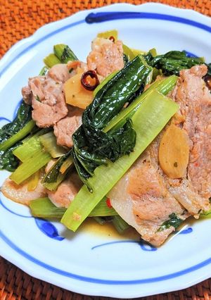 小松菜と豚肉のナンプラー炒め-レシピのメイン写真