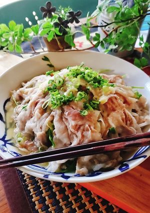 もやしと豆苗豚肉のドーム蒸し-レシピのメイン写真