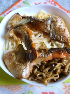 醤油うどん風冷やしうどん38~銀鮭のカマ-レシピのメイン写真