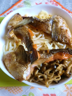 醤油うどん風冷やしうどん38~銀鮭のカマ-レシピのメイン写真