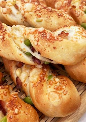 一瞬でねじれる？枝豆チーズベーコンパン♪-レシピのメイン写真