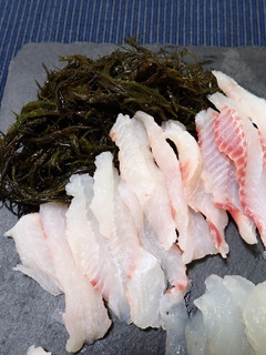 ネコザメの刺身-レシピのメイン写真