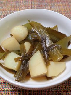 茎ワカメとジャガイモのポン酢煮-レシピのメイン写真