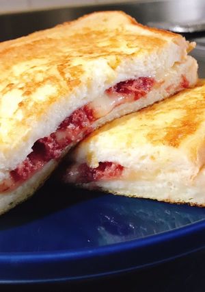 コンビーフとチーズのフレンチトースト-レシピのメイン写真