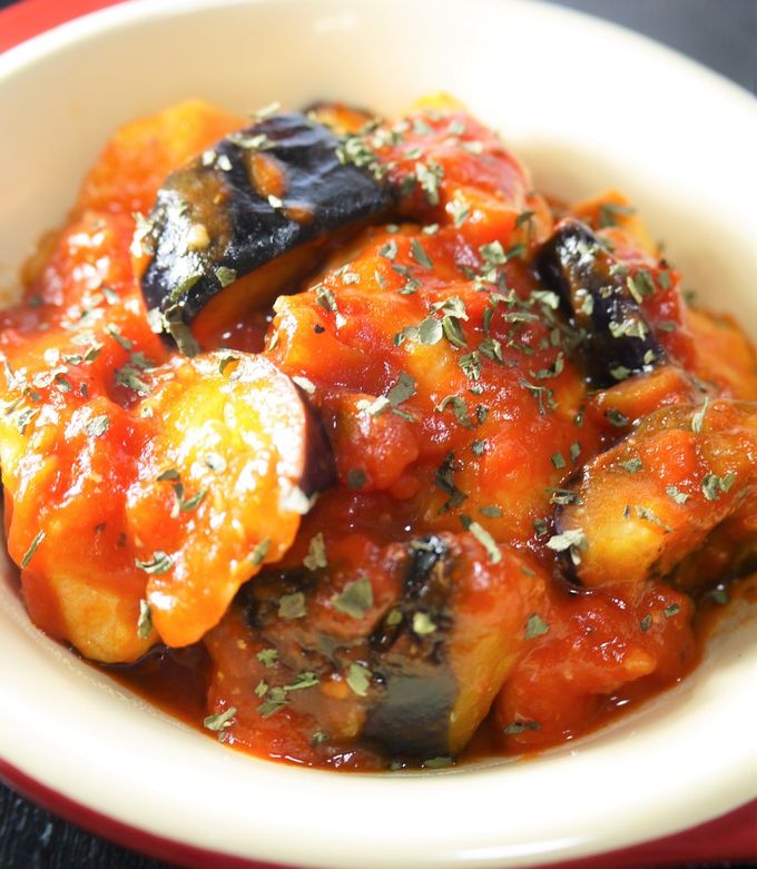 鶏むね肉なすトマト缶で。プロヴァンス風！ by ほっこり～の