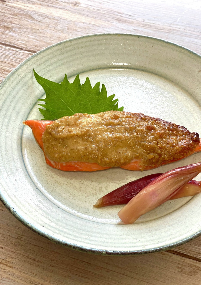 【塗って焼くだけ】鮭のごまマヨ焼き-レシピのメイン写真