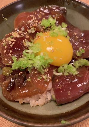 あら簡単　カツオの醤油漬け丼ぶり　濃厚！-レシピのメイン写真