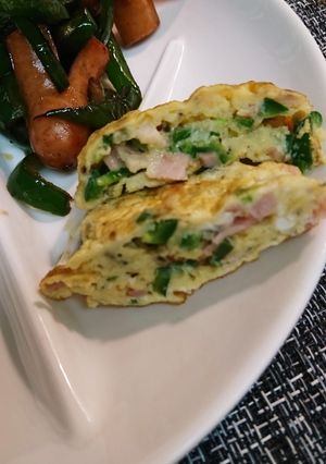 ピーマンとベーコンオムレツ-レシピのメイン写真