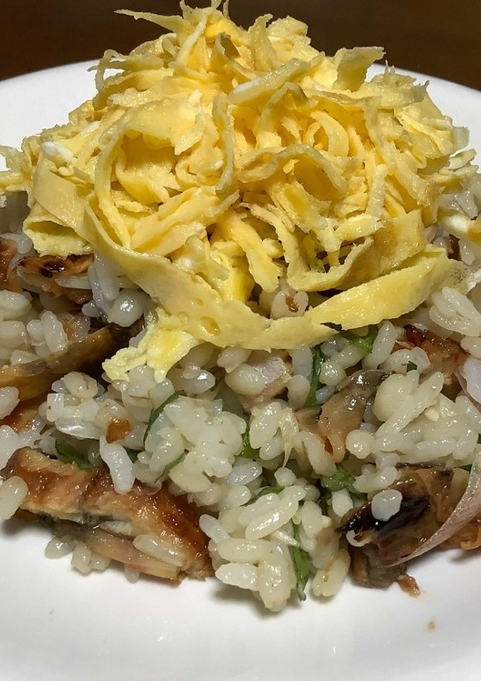 もち麦ご飯でウナギのひつまぶし風♬-レシピのメイン写真