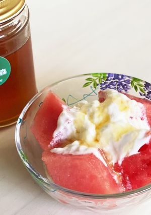 スイカの蜂蜜ヨーグルト『何食べ』#138-レシピのメイン写真