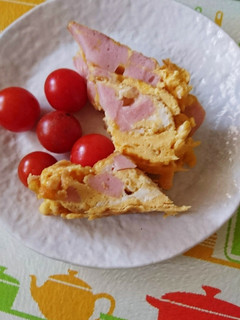 超庶民的な魚肉ソーセージの厚焼き玉子-レシピのメイン写真