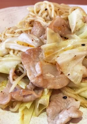 ピリ辛絶品!辣油の効いた塩焼きそば-レシピのメイン写真