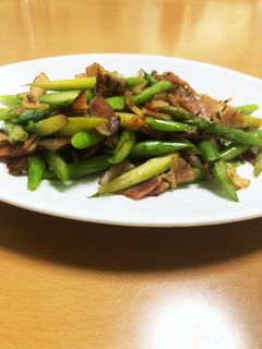 下茹でなしのアスパラベーコン炒め-レシピのメイン写真