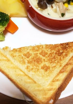 2種類のホットサンド-レシピのメイン写真