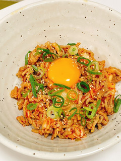 豚そぼろのキムたま丼-レシピのメイン写真