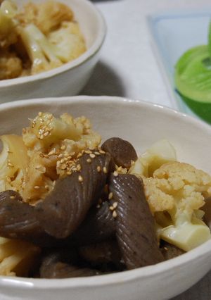 カリフラワーとこんにゃくのほっくり煮-レシピのメイン写真