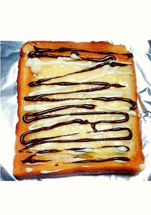 ★チョコソースとチーズのトースト★-レシピのメイン写真
