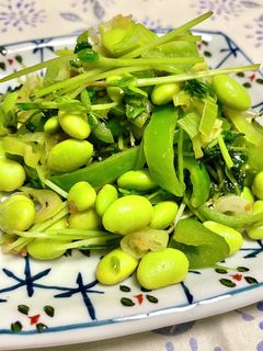 絶品!夏の緑野菜ニンニク炒め♪枝豆&豆苗-レシピのメイン写真