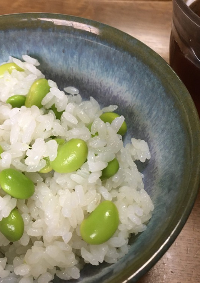 夏は、ポリ袋と冷凍枝豆で簡単”枝豆ご飯”-レシピのメイン写真