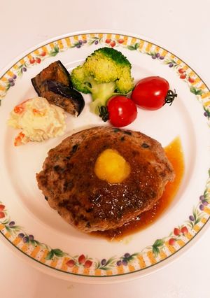 我が家のハンバーグ-レシピのメイン写真
