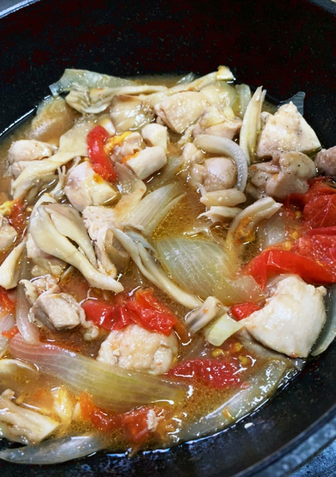 まいたけと鶏モモのトマト煮-レシピのメイン写真