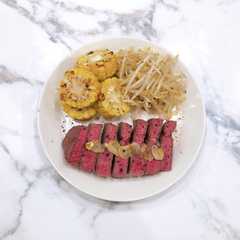 รูปของ おうちで絶品ステーキワンプレート♡