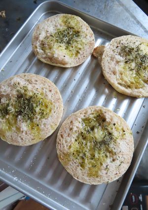 マフィンのオリーブ油・塩・オレガノ風味-レシピのメイン写真