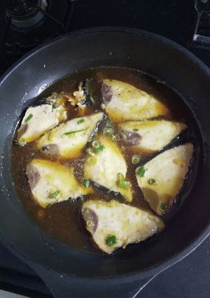 鰹タタキを生姜醤油で煮付け-レシピのメイン写真