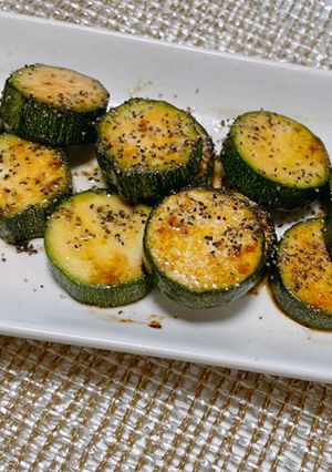 簡単おつまみ！ズッキーニポン酢炒め！-レシピのメイン写真