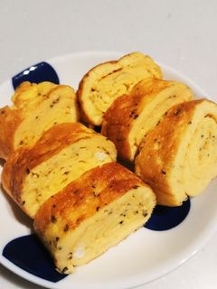 ふんわり♪バジルチーズ卵焼き-レシピのメイン写真