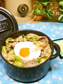 かき混ぜて食べて!豚とキャベツの味噌味丼-レシピのメイン写真