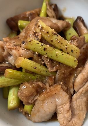アスパラと豚こま肉のバタぽん炒め☆-レシピのメイン写真