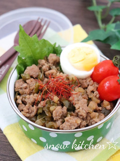 豚肉とピーマンの黒酢そぼろ丼-レシピのメイン写真