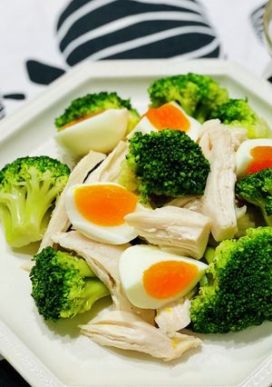 サラダチキンとブロッコリーのサラダ-レシピのメイン写真