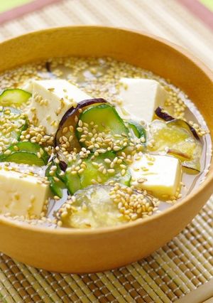 ベジ♪夏野菜と豆腐の冷やしみそ汁-レシピのメイン写真