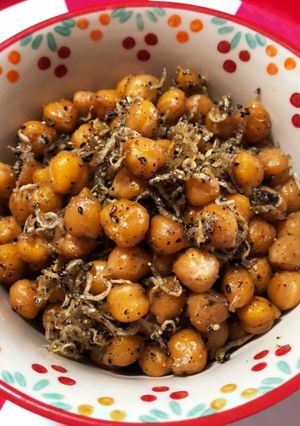 ひよこ豆とおじゃこの炒め煮-レシピのメイン写真