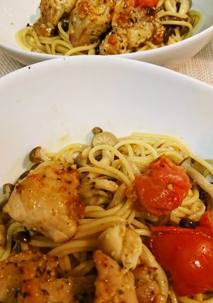 パリッ鶏…しめじとトマトのパスタ-レシピのメイン写真