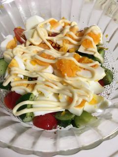 ゆで卵と夏野菜のサラダ☆燻製マヨ風味-レシピのメイン写真