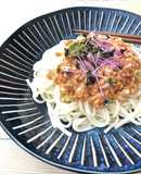 夏バテに負けるな！ピリ辛納豆冷やしうどん