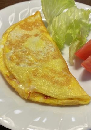 簡単、オムレツ(コンビーフカレーチーズ)-レシピのメイン写真