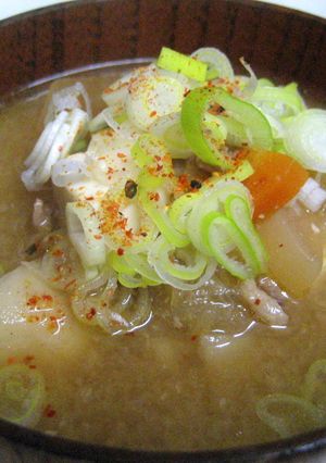 酒粕でコクウマ！！我が家の冬の豚汁♫-レシピのメイン写真