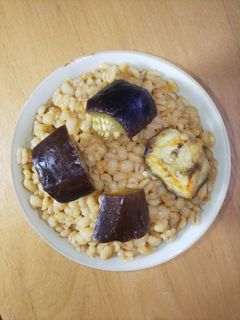 100%押し麦の豆板醤味噌なすび麦飯-レシピのメイン写真