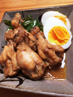 圧力鍋で簡単!鶏手羽元とピーマンの黒酢煮-レシピのメイン写真