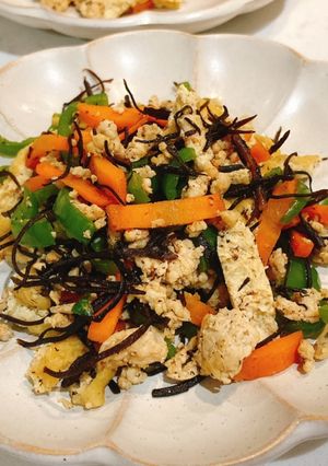鉄分補給♪鶏ひき肉とひじきの炒め煮-レシピのメイン写真