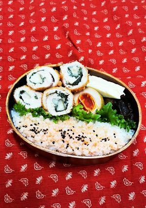 チーズ大葉ささみカツとえびそぼろご飯弁当-レシピのメイン写真