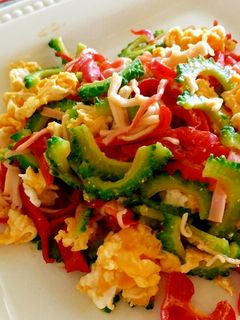 ゴーヤとカニカマの辛味噌夏野菜炒め♩-レシピのメイン写真