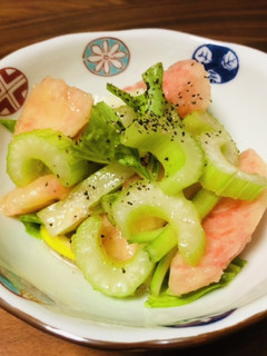 桃とセロリのサラダ-レシピのメイン写真