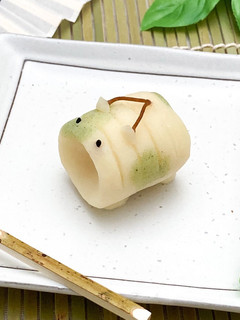 簡単!犬用 練り切り風おやつ『蚊遣豚』-レシピのメイン写真