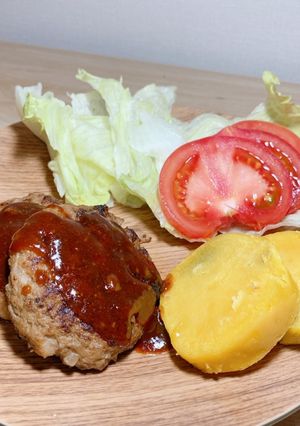 彼女の胃袋を掴める！ハンバーグ-レシピのメイン写真